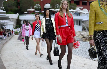 Fashion Show Chanel di Monte Carlo, Tampilkan Busana ala Grand Prix