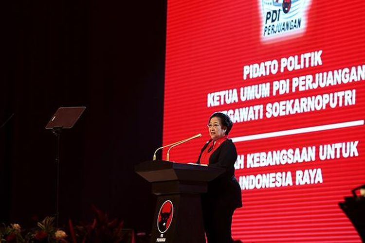 Ketua Umum PDI Perjuangan, Megawati Soekarnoputri memberi sambutan saat peringatan HUT Ke-44 PDI Perjuangan di Jakarta Convention Center, Selasa (10/1/2017). Peringatan kali ini mengambil tema Rumah Kebangsaan untuk Indonesia Raya.