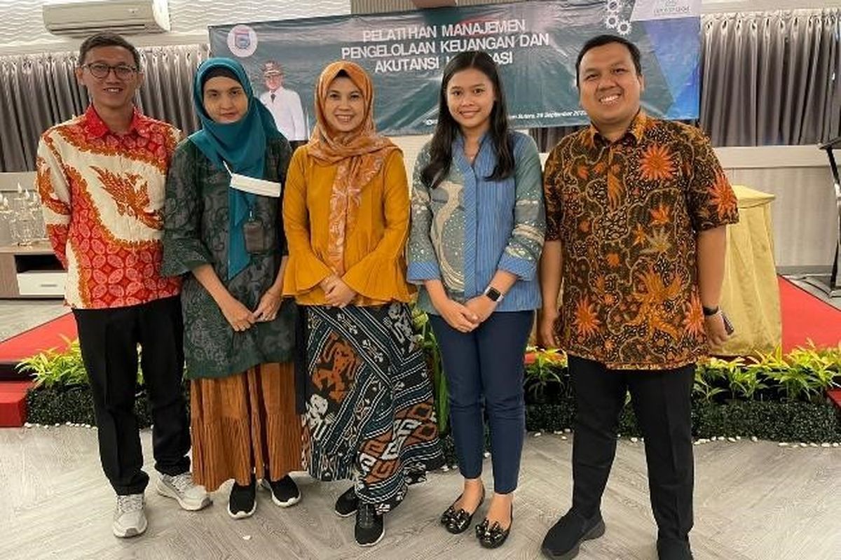 Kolaborasi UT dan Dinas Koperasi dan UKM Tangsel dalam pelatihan pelaporan keuangan bagi lembaga koperasi di Tangsel.
