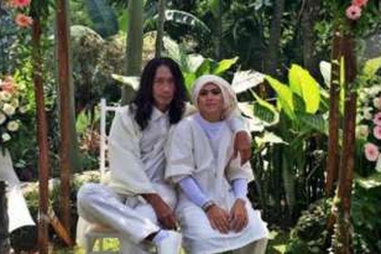 Aming Supriatna Sugandhi menikah dengan Evelyn Nada Anjani di Bandung, Jawa Barat, Sabtu (4/6/2016).