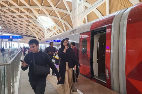 Kereta Cepat Whoosh Tertahan, PLN Sebut karena Gangguan SUTT