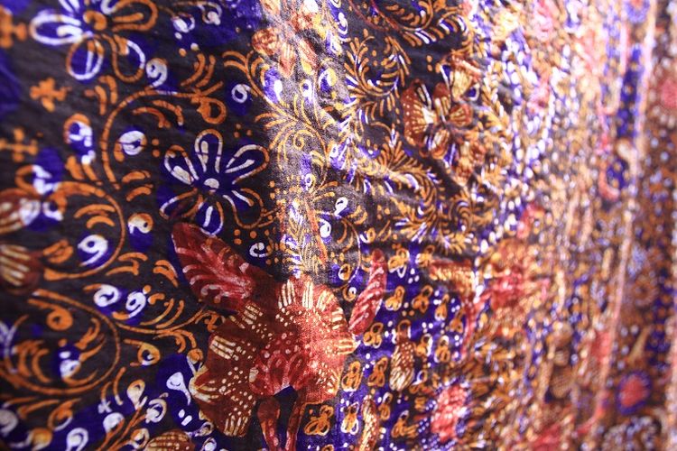 Ilustrasi batik - Batik Lasem.