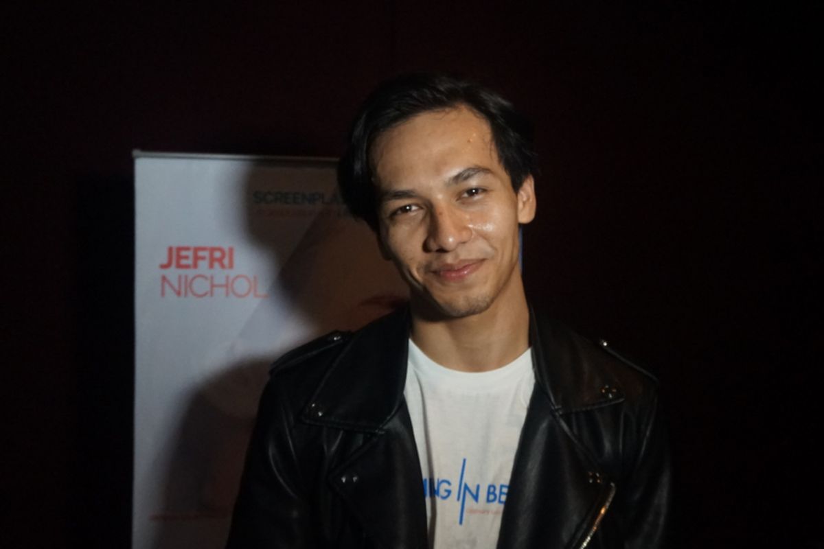 Aktor muda Jefri Nichol saat ditemui dalam promosi film Something in Between di kawasan Blok M, Jakarta Selatan, Kamis (27/9/2018).