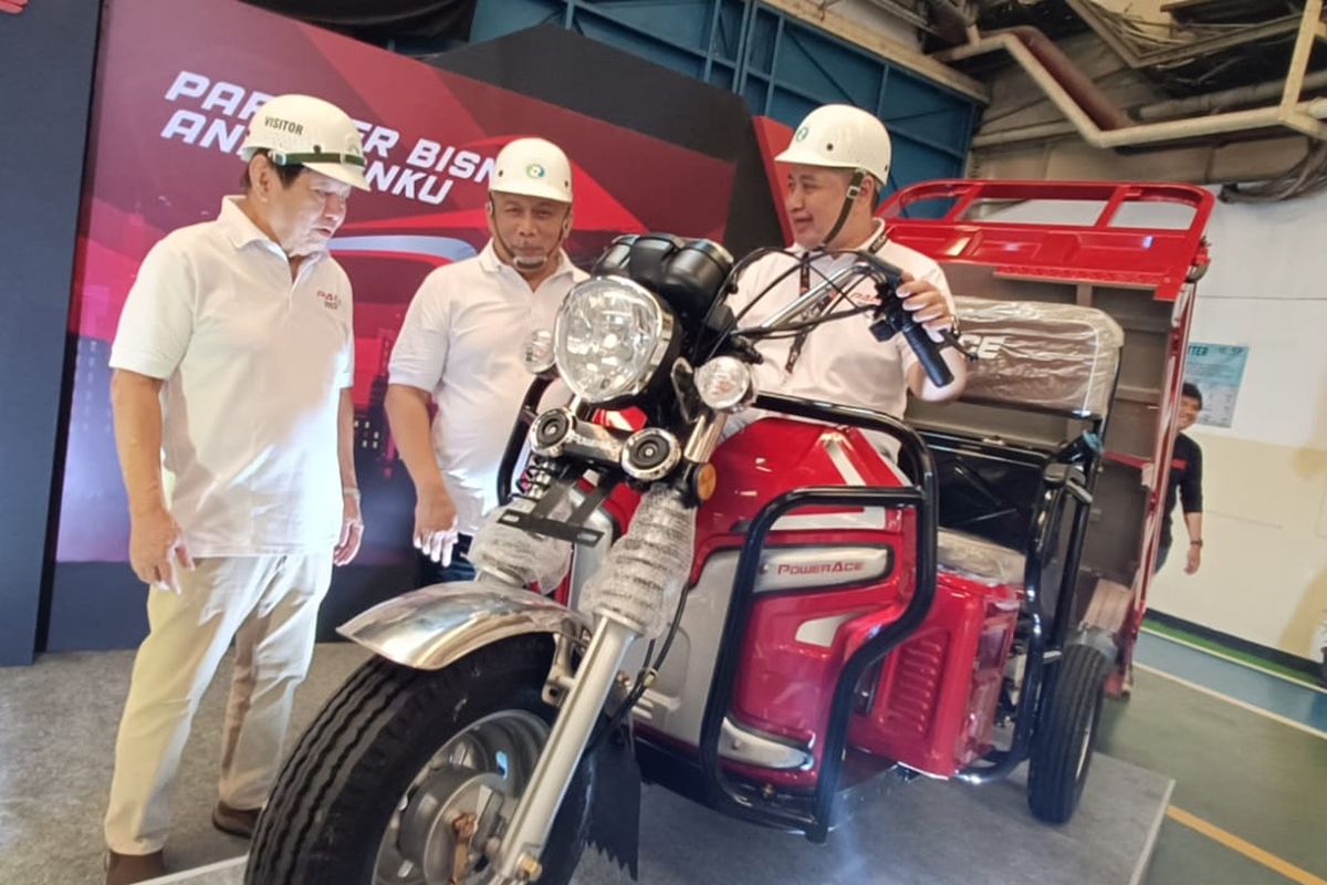 Kendaraan roda tiga dari DRMA, PowerAce