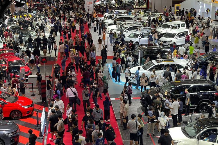 Ilustrasi pameran otomotif Indonesia International Motor Show (IIMS) 2023 di JIExpo Kemayoran, Jakarta