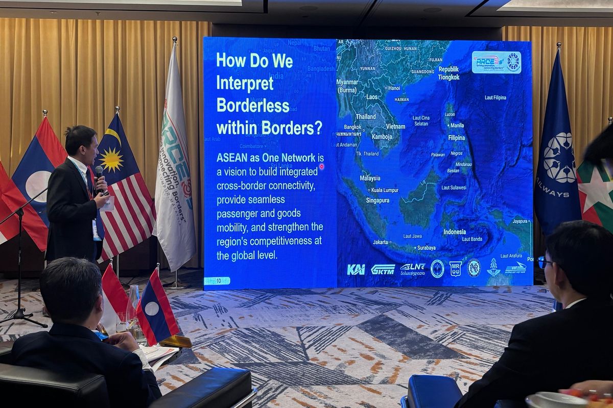 Direktur Utama KAI, Bobby Rasyidin dalam forum ASEAN Railway CEOs? Conference 2025 di Kuala Lumpur, Malaysia beberapa waktu lalu.