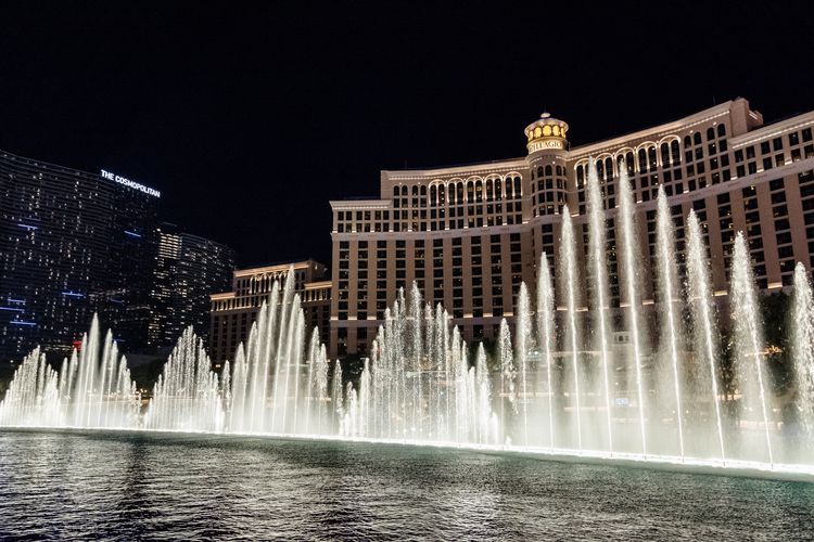 Ilustrasi Bellagio Fountain atau Air Mancur Bellagio di Las Vegas, Nevada, Amerika Serikat.