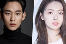 Bantah Rumor Pacaran, Agensi Klarifikasi Foto Kim Soo Hyun Berbisik ke Lim Nayoung