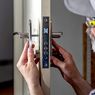 Cara Mengganti Kunci Pintu Rumah dengan Benar