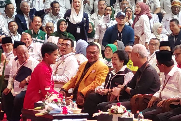 Ketua Umum PDI Perjuangan Megawati Soekarnoputri hadir dalam acara pengundian dan penetapan nomor urut calon presiden (capres) dan calon wakil presiden (cawapres) Pemilu 2024 di Komisi Pemilihan Umum (KPU) RI, Selasa (14/11/2023).