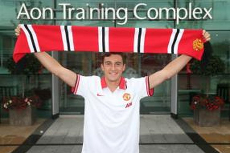 Bek kanan Manchester United, Matteo Darmian