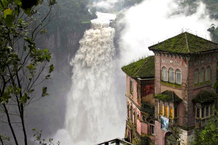 El Hotel del Salto, Kolombia. [Via cntraveler.com]