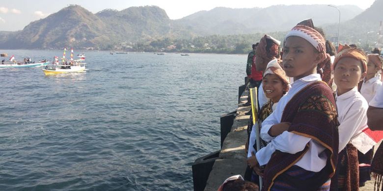 Parade laut digelar di Ende, Nusa Tenggara Timur, Kamis (31/5/2018), dalam rangka memperingati hari lahir Pancasila pada 1 Juni 2018.