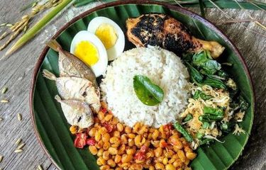 Mengenal Sego Wiwit, Tradisi Menyambut Penen Padi di Jawa Halaman ...