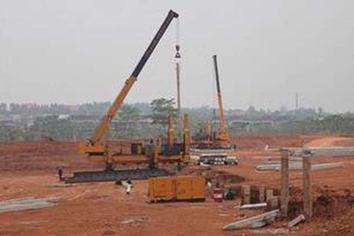 Lokasi The Breeze BSD City seluas 13,5 Ha. Saat ini The Breeze tengah dibangun dan diharapkan selesai pada 2013.