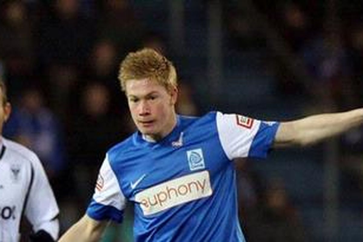 Gelandang Racing Genk, Kevin de Bruyne, kini resmi menjadi milik Chelsea. 