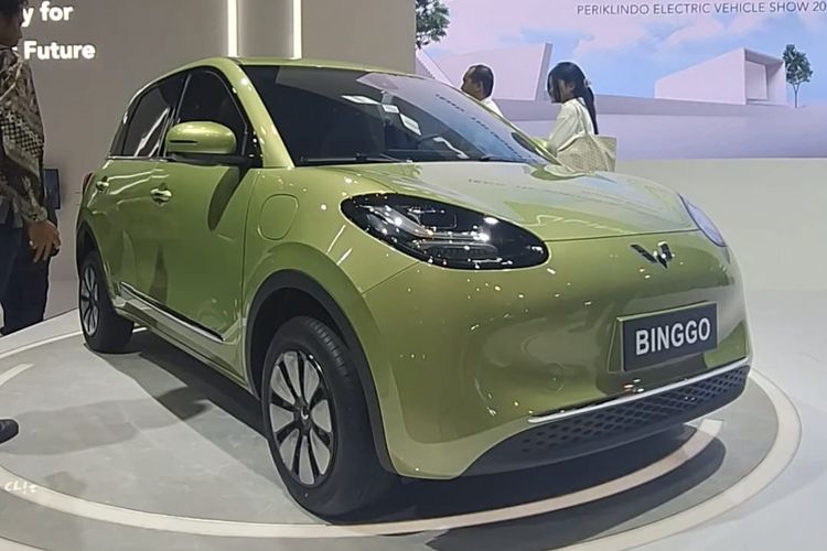 Wuling Binggo di Periklindo Electric Vehicle Show (PEVS) 2023.