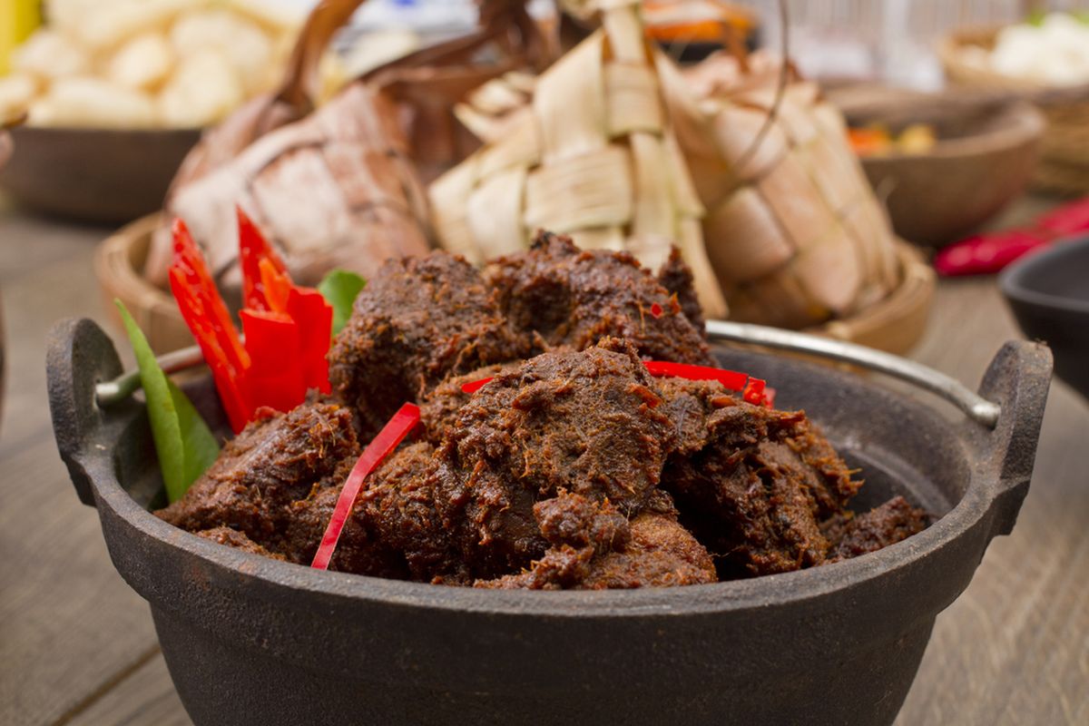 Ilustrasi rendang daging sapi Padang. 