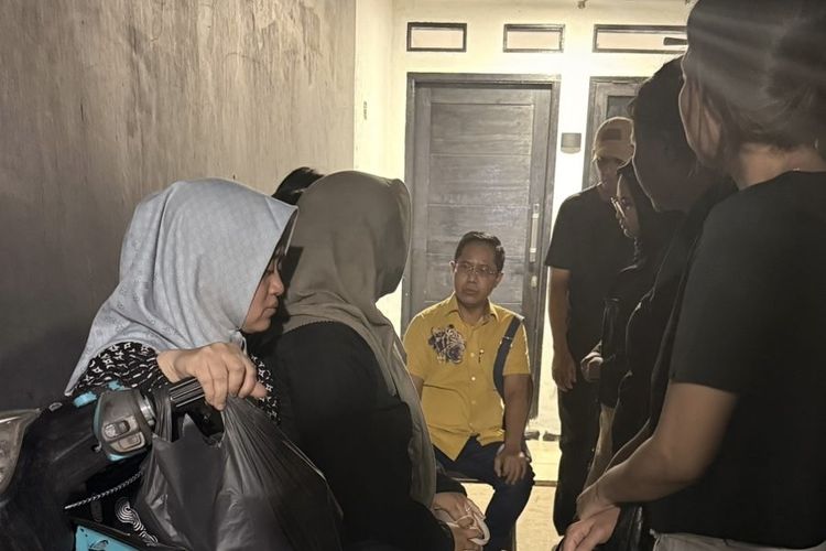 Karyawan Padel di Jaksel yang Disekap dan Disiksa Didatangi Istri 4 Tersangka, Korban Masih Trauma