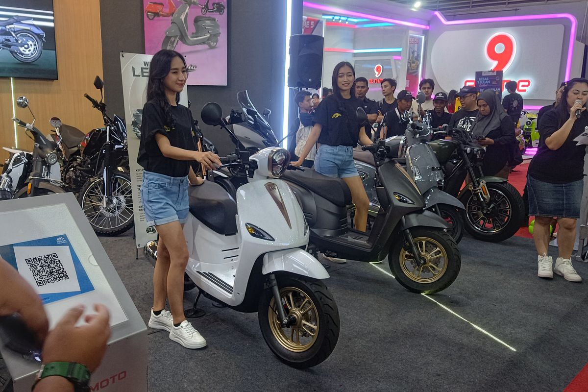 Motor baru MForce di Jakarta Fair Kemayoran 2024, ada CFMoto CLC450, Papio X02 dan WMoto Letbe Neon