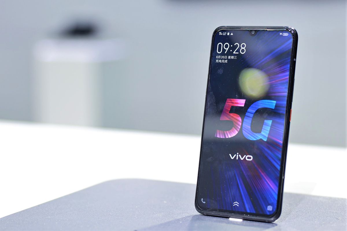 Ilustrasi ponsel 5G Vivo