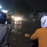 Banjir di Pertigaan Jalan Aria Putra Ciputat, Sudah Satu Jam Kendaraan Terjebak Macet