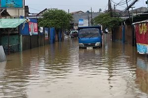 Jalan Pondok Kacang dan Ceger Raya Tangsel Lumpuh, Hujan Deras Picu Banjir