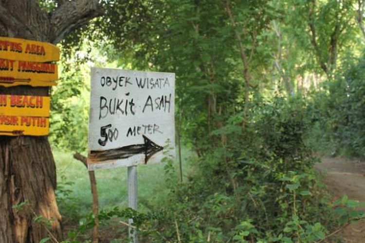 Obyek wisata Bukit Asah di Desa Bugbug, Kabupaten Karangasem, Bali.