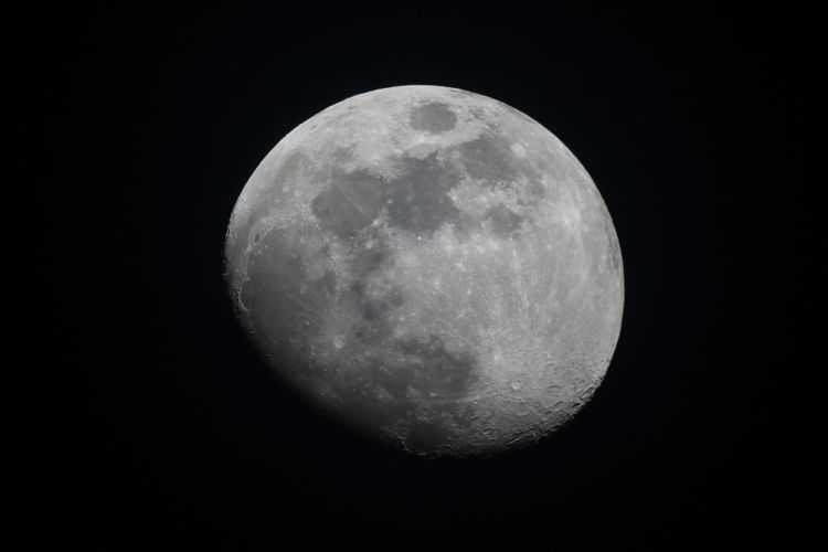 Ilustrasi bulan bumi.