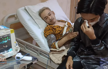 Betrand Peto sedih saat tahu Ruben Onsu ayahnya kembali dirawat
