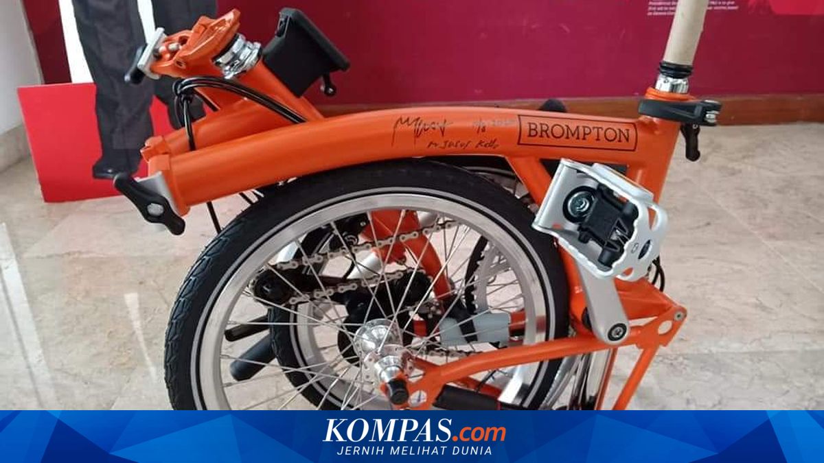 Dilelang, Brompton Bertanda Tangan JK dan Sandiaga Terjual Rp 200 Juta