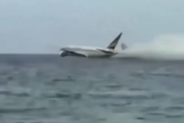 Hoaks video pesawat disebut sebagai detik-detik pesawat Sriwijaya Air jatuh