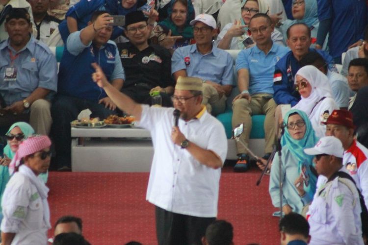 Mantan Gubernur Jawa Barat, Ahmad Heryawan siap memenangkan pasangan capres-cawapres nomor urut 02, Prabowo-Sandi di Jawa Barat pada Pilpres 2019