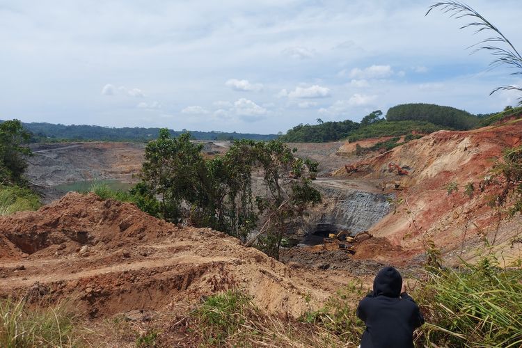 Kepala Kejaksaan Tinggi (Kajati), Bengkulu, Heri Jerman menegaskan kepada salah satu perusahaan pertambangan yang merusak jalan provinsi untuk segera mengganti aset daerah yang tak bisa digunakan dalam tempo dua bulan.