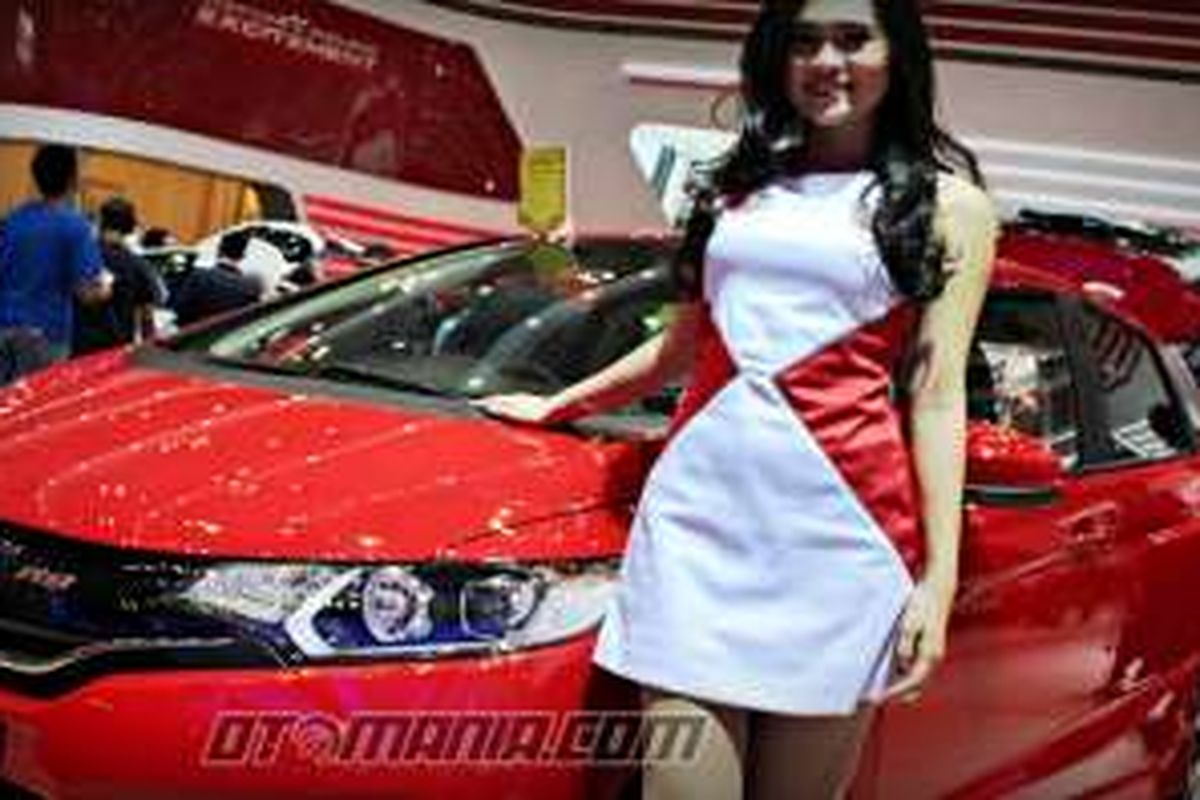 Harga Honda Jazz Februari 2016