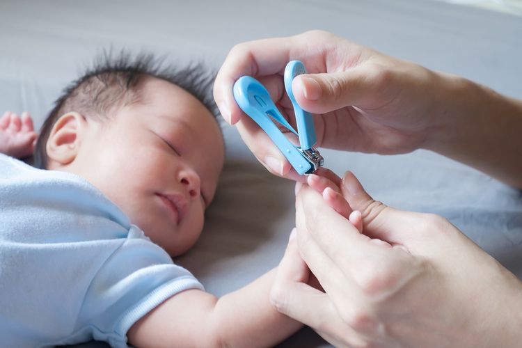Ilustrasi gunting kuku bayi, perlengkapan bayi 0-3 bulan
