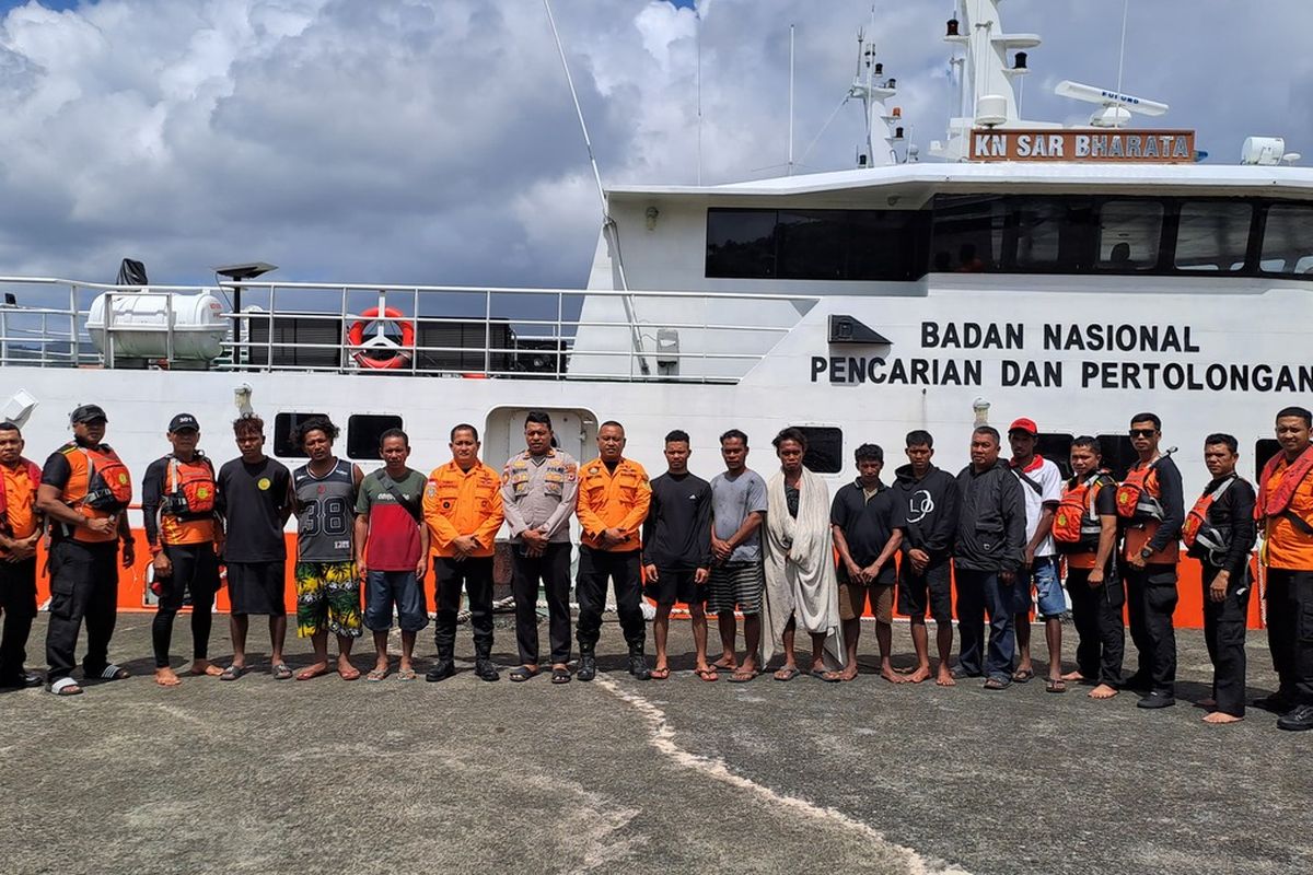 KLM Tanjung Bara Tenggelam di Maluku, 8 ABK Diselamatkan Kapal Yacht Asal Selandia Baru
