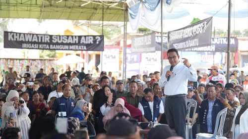 Janji Anies Bangun Lapangan Sepak Bola Berstandar FIFA di Kampung-Kampung Provinsi Maluku