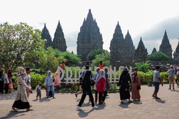 Candi Prambanan.