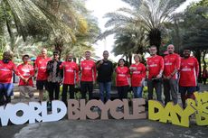 Hari Sepeda Sedunia, Anies Bersepeda Bareng Duta Besar Negara G20