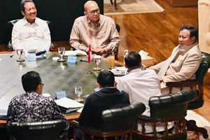 Prabowo Panggil Menteri Rosan dan Trenggono ke Hambalang, Bahas Kampung Nelayan