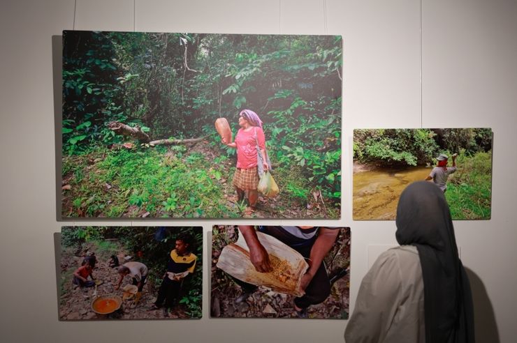 Pameran Foto Merangkai Jejak Masyarakat Adat