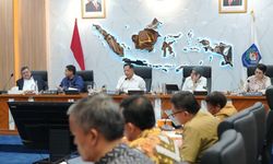 Dukung Program Perumahan, Mendagri Bahas Rencana Pembangunan 2.200 Rumah Papua Pegunungan hingga Gentengisasi