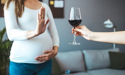 3 Minuman Pantangan Saat Hamil yang Mengganggu Kesehatan Ibu dan Janin