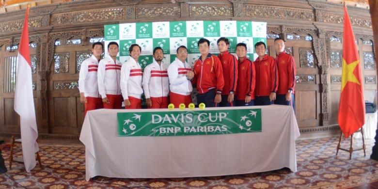 Tim Piala Davis INdonesia (kiri) akan berhadapan dengan Vietnam (kanan) di  Piala Davis Grup II Zona Asia Oceania, 4-6 Maret 2016.