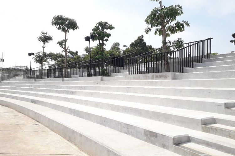 Bangunan amphiteater yang terdapat di kawasan Lapangan Banteng, Senin (2/7/2018).