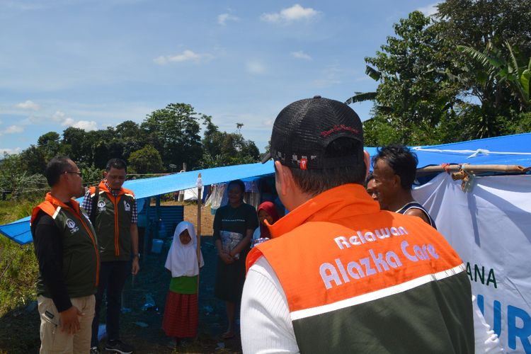 Yayasan Al-Azhar Kelapa Gading melalui pilar sosialnya, Alazka Care kembali menyalurkan bantuan tanggap bencana untuk masyarakat terdampak Gempa Cianjur pada 6 Desember 2022.