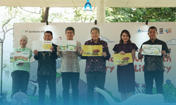Menumbuhkan Literasi Anak Lewat Dongeng 'Ehon'