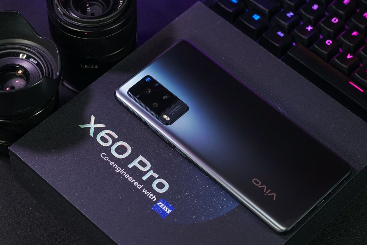 Vivo X60 Pro dan kotak kemasannya