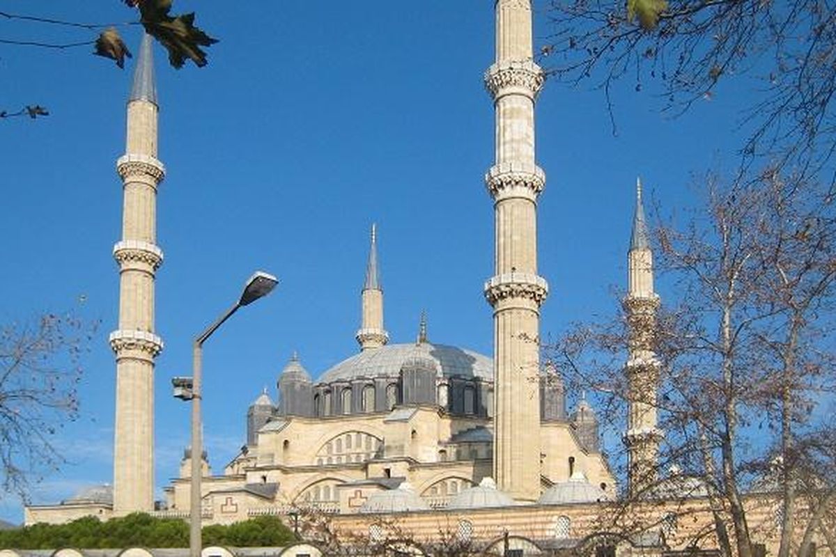 Masjid Selimiye, mutiara dari Edirne, Turki dibangun antara 1568-1574 oleh Sultan Selim II.